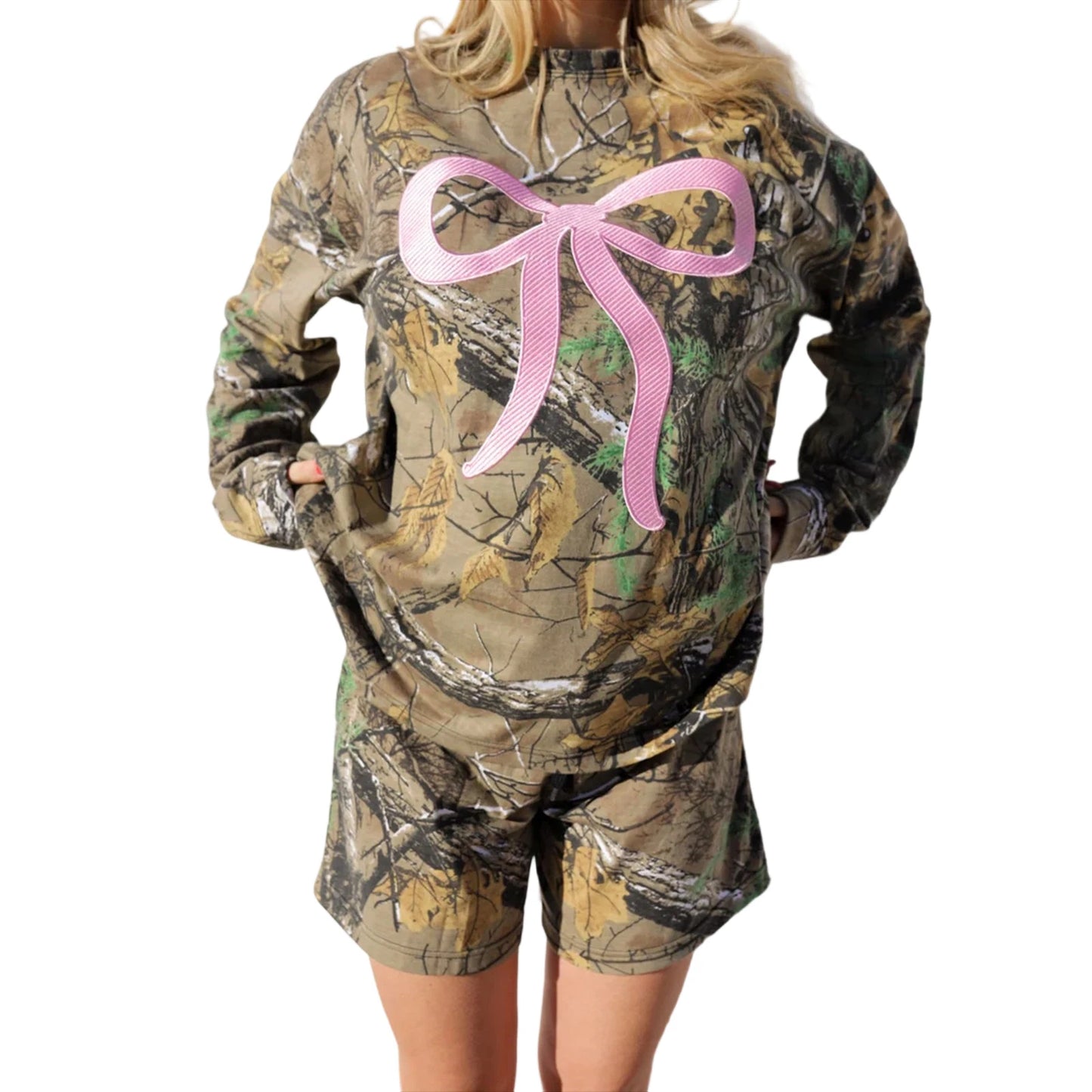 Women s Activewear Set with Bow Embroidery Detail Camouflage Print Long Sleeve Sweatshirt and Elastic Shorts for Stylish